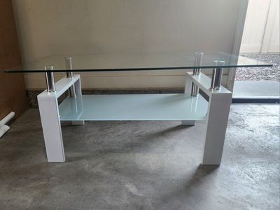 Modern White & Glass Coffee Table, 2-Tier Rectangular Design, 39.37" L x 23.62" W x 17.7" H