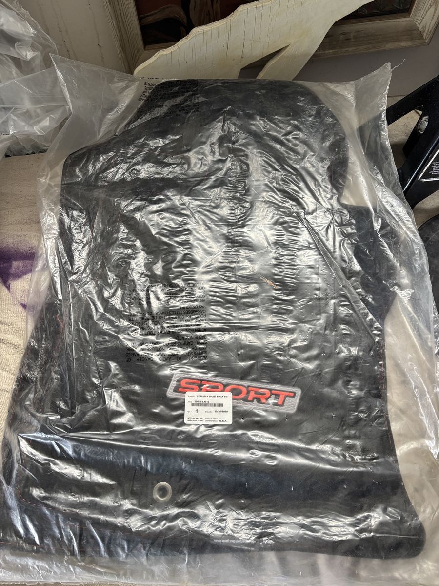 Unopened Subaru Forester Mats