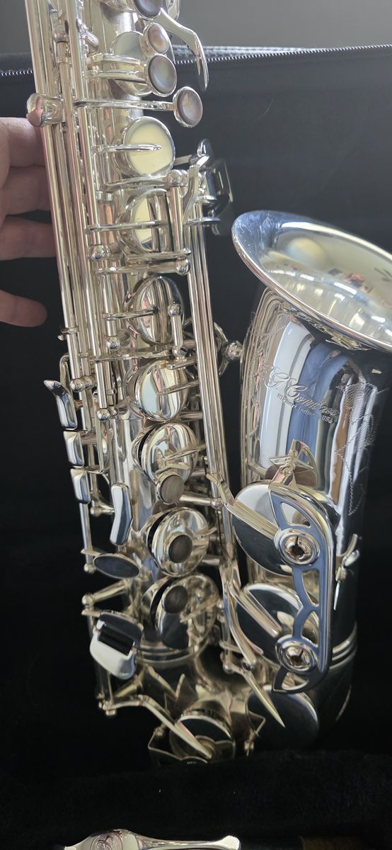 Main image 2