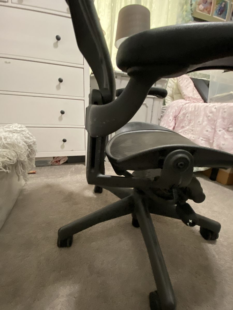 Main image 4