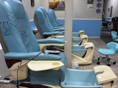 Infinity Pedicure Spa Chair Light Blue