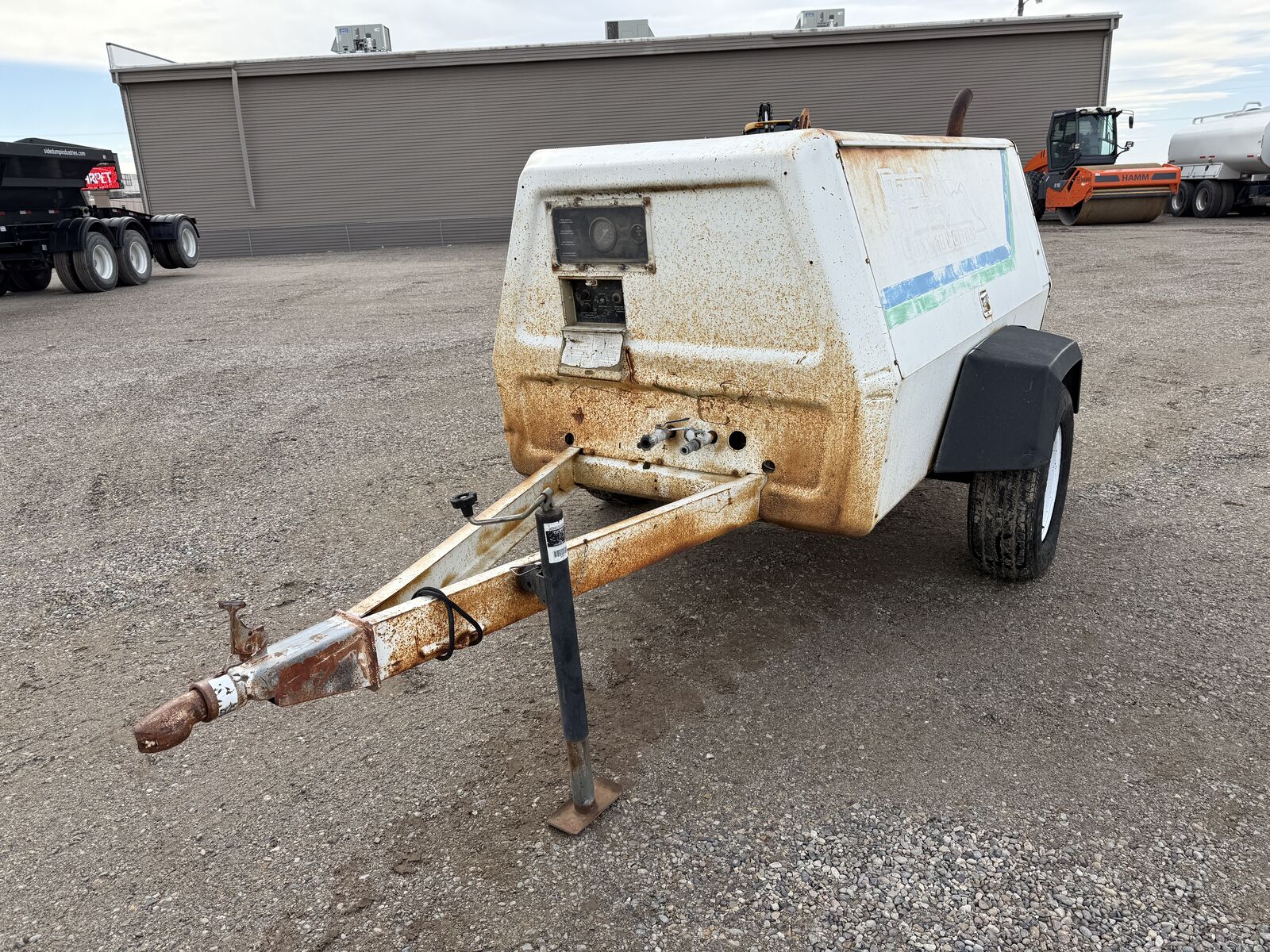 1990 Ingersoll Rand 185CFM Air Compressor- STK 11383