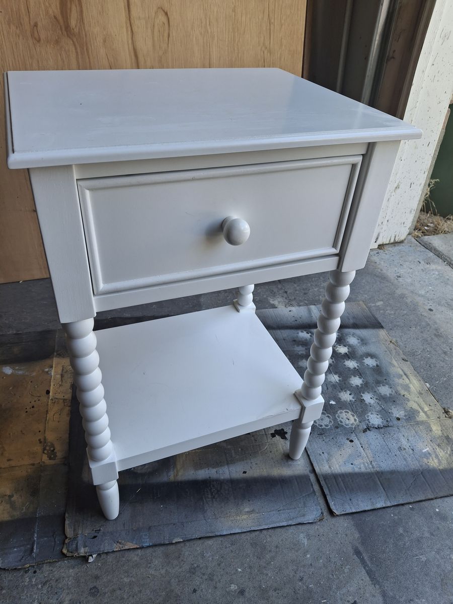 all wood white table/night stand/ceasar