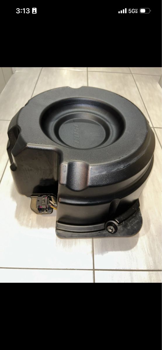 03-10 Porsche Cayenne 955 957 Subwoofer Sub Woofer Audio Bose Speaker OEM