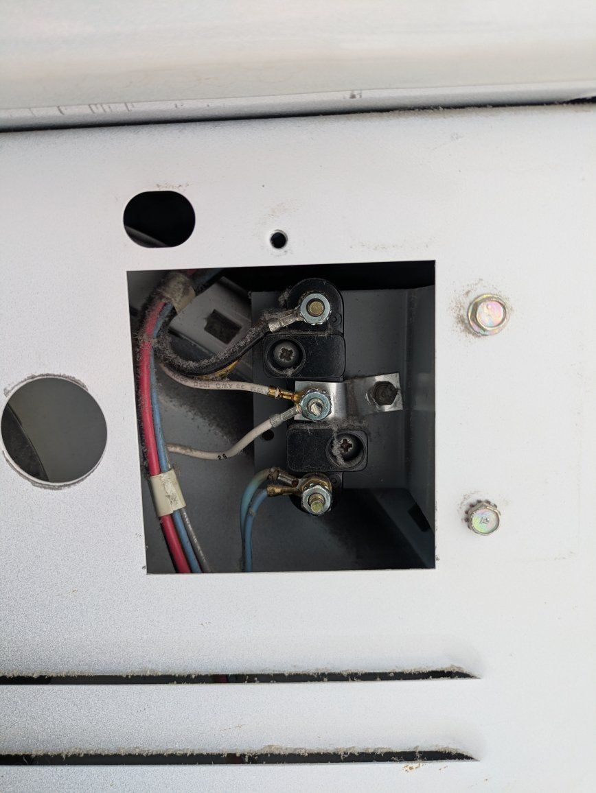 Main image 7