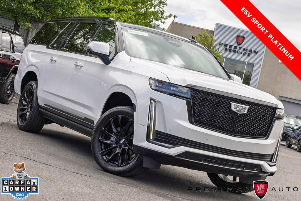 2022 Cadillac Escalade ESV Sport Platinum