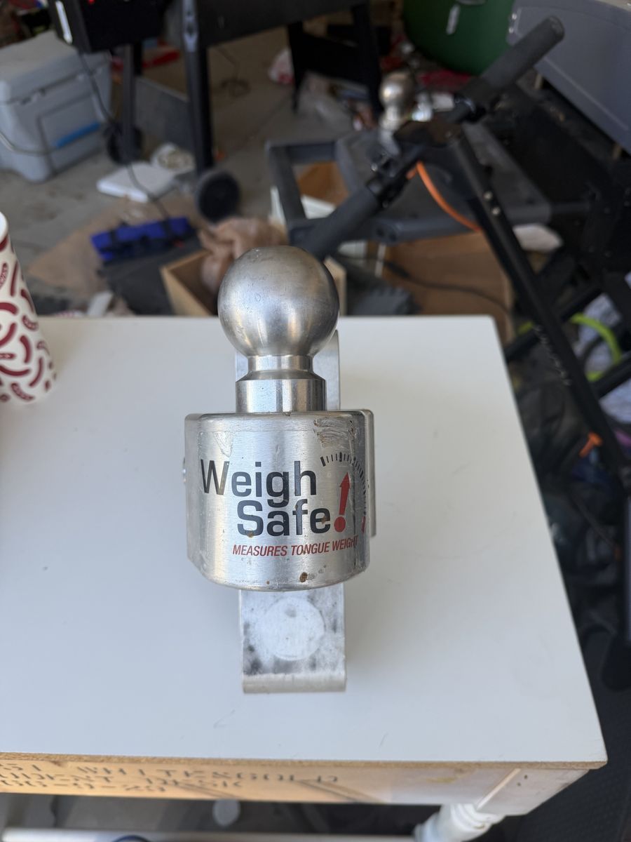 Weigh safe drop hitch