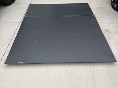 Lomax Tri Fold BeD Cover 6'9 Silverado