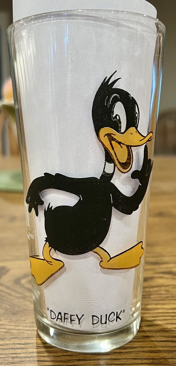 Vintage Looney Tunes Daffy Duck Collector 16-ounce Pepsi Drinking Glass