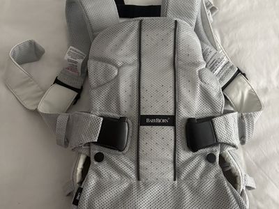 Baby Bjorne Carrier