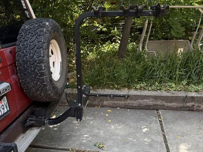 Yakima 4 bike Hitch Rack with Swing-Out