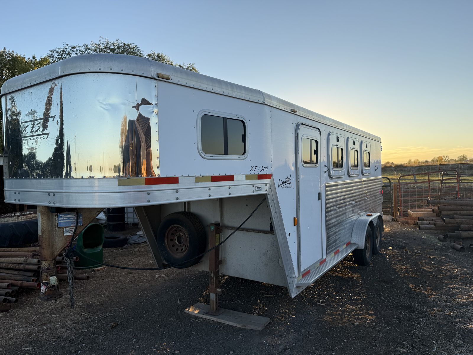 Exiss XT-300 Limited