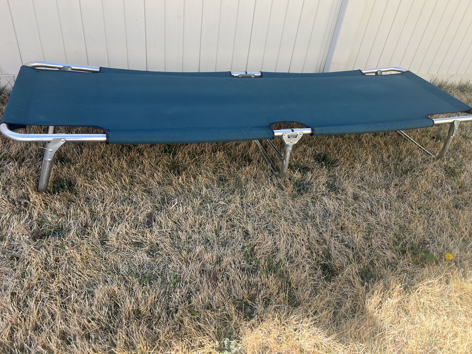 Coleman Green Aluminum camping Cot Or Sleep Over.