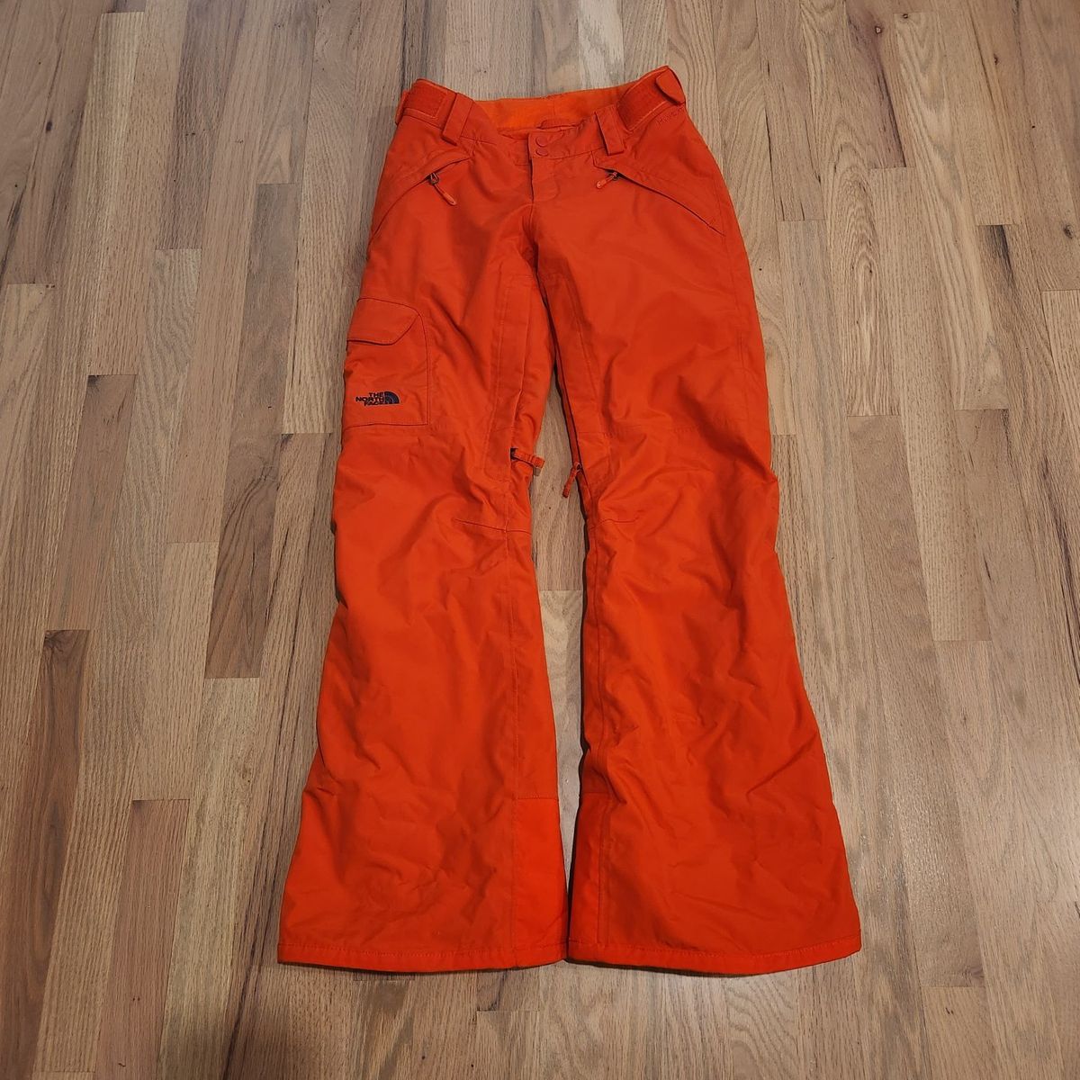 The North Face woman's extra small HyVent ski pant