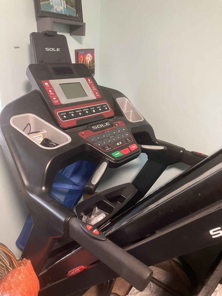 Sole F 63 tread mill
