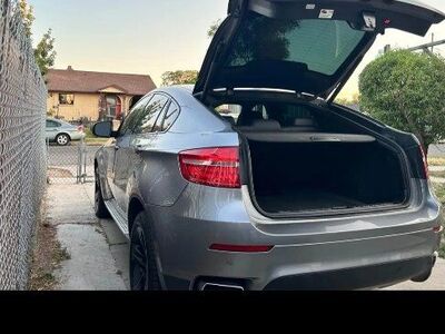 2013 BMW X6 50i