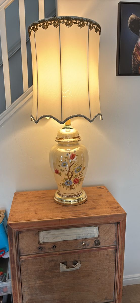 Vintage Triboro Ginger Jar Table Lamp w/ Floral Design & Scalloped Shade