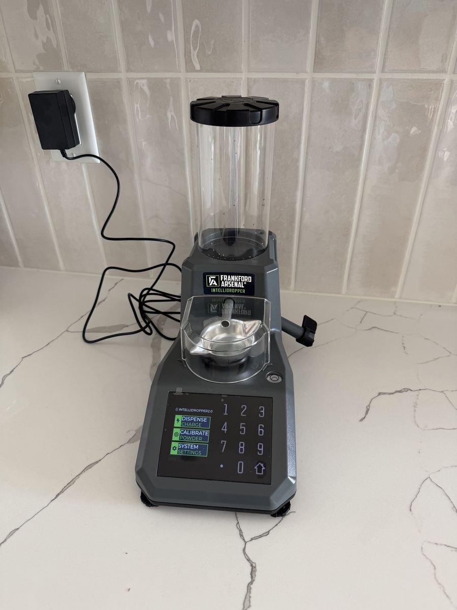 Intellidropper 2.0 powder dispenser