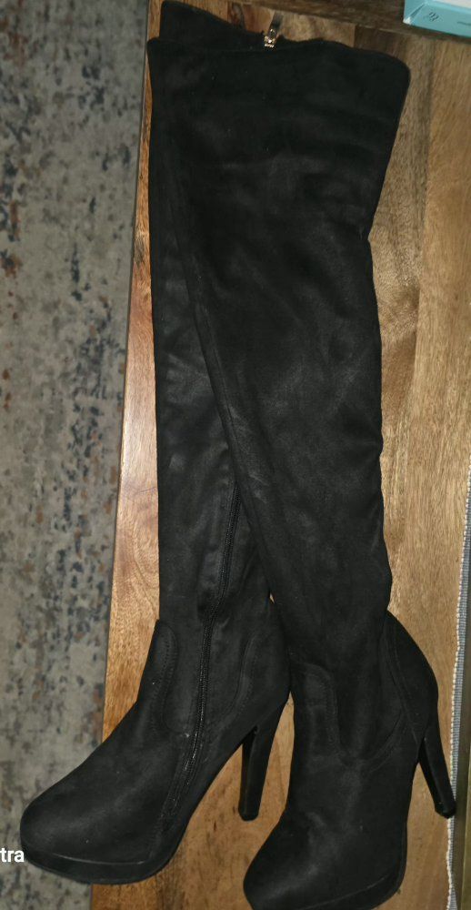 BESTON Black Suede Over-the-Knee Boots - Women's US Size 7