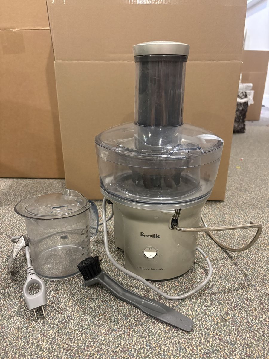 Breville Juice Fountain Compact Centrifugal Machine Silver