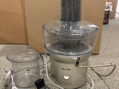 Breville Juice Fountain Compact Centrifugal Machine Silver