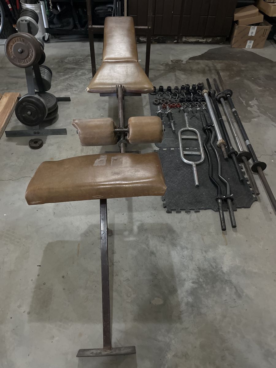 Weight bench, weights, bars,collars and stand