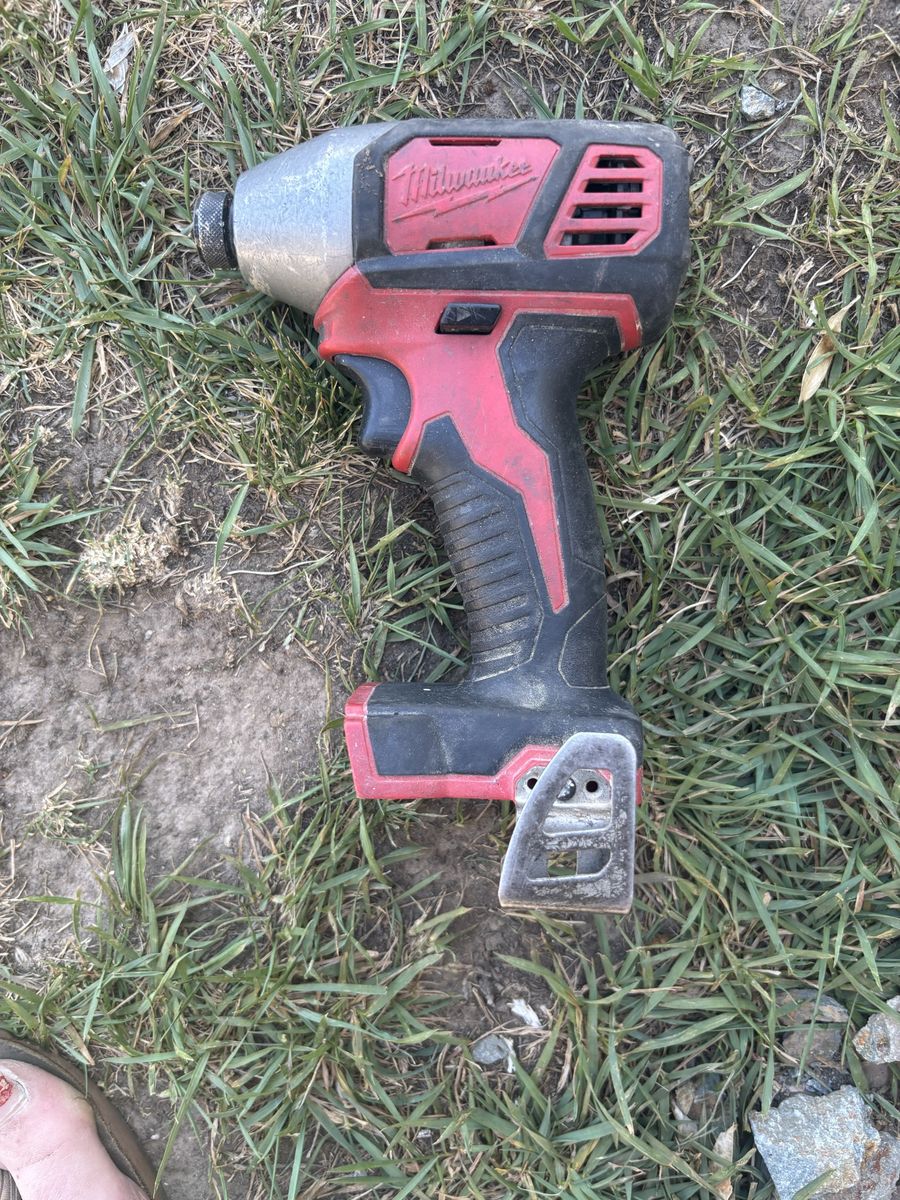 Milwaukee impact driver