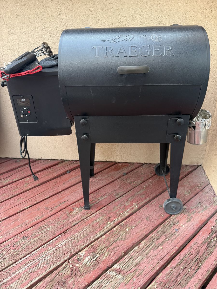 Traeger Tailgater