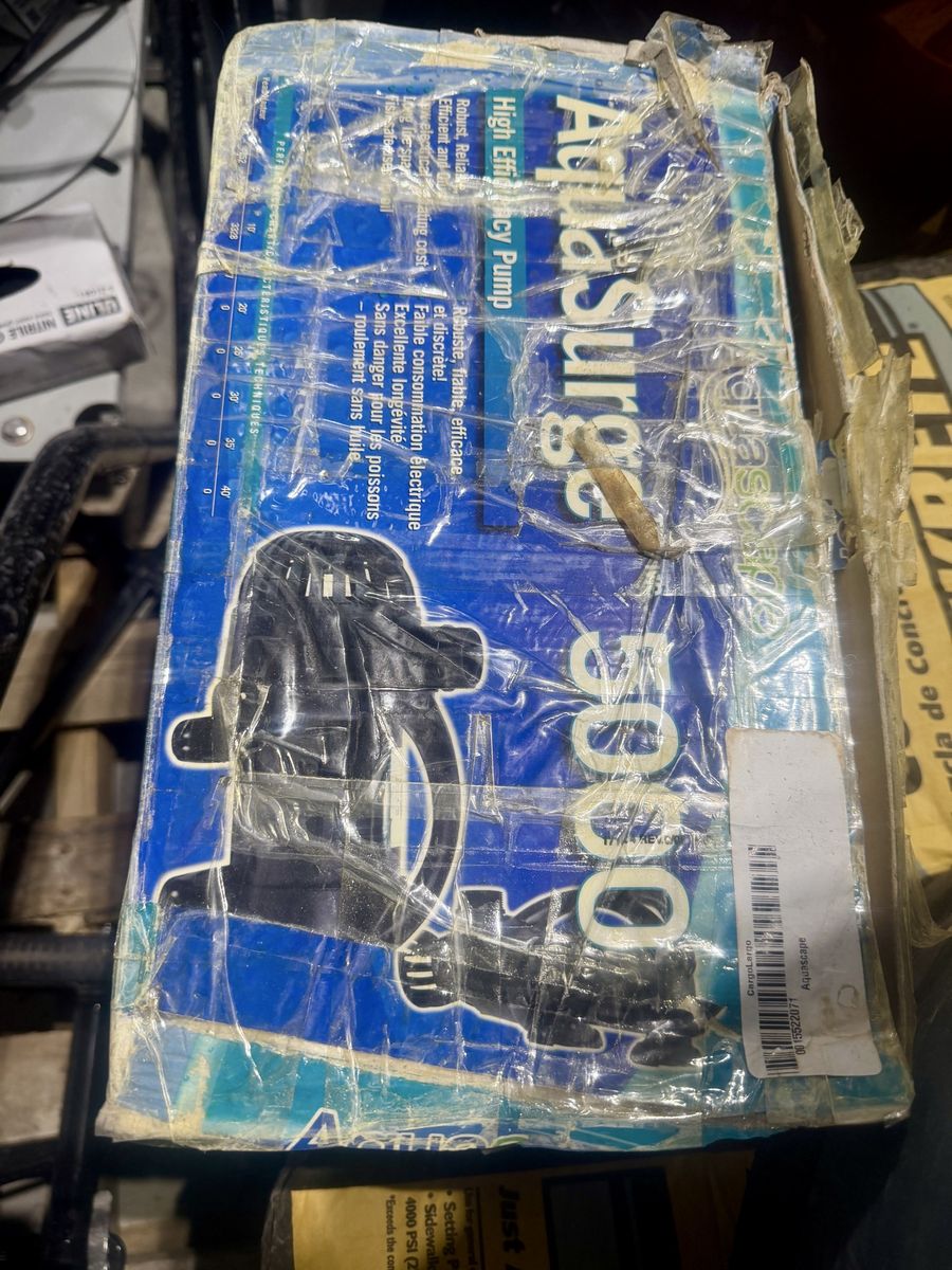 Aqua Surge 5000 Pond Pump