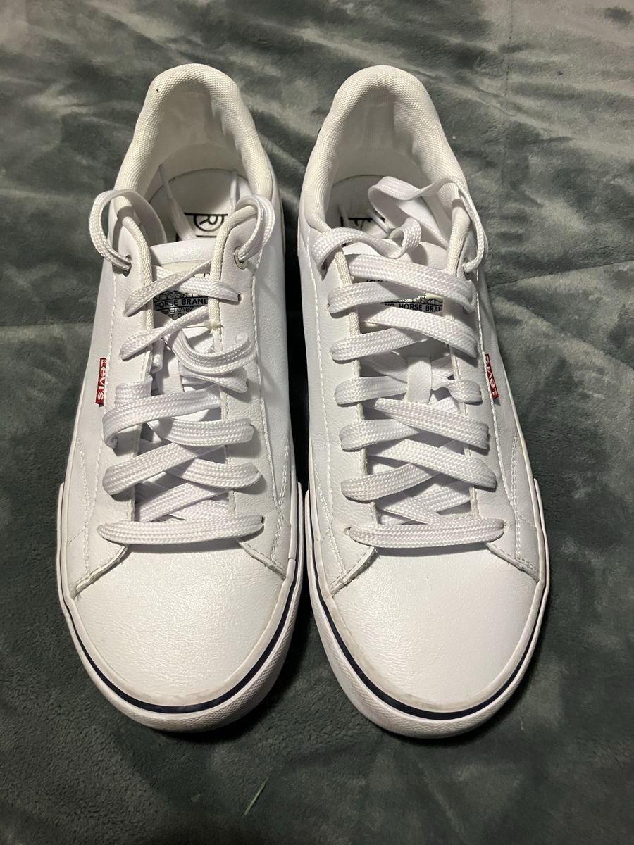 Levi’s Men’s Shoes 9.5