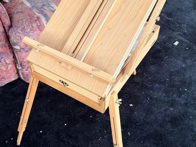 French easel for painting/drawing
