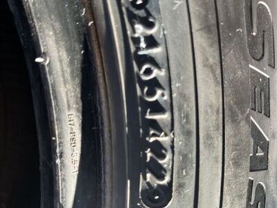 Set Of 4 Tires 225/60/17