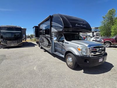 2017 Thor Motor Coach Four Winds Super C 35SD