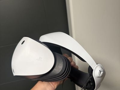 PS VR 2 & Controllers