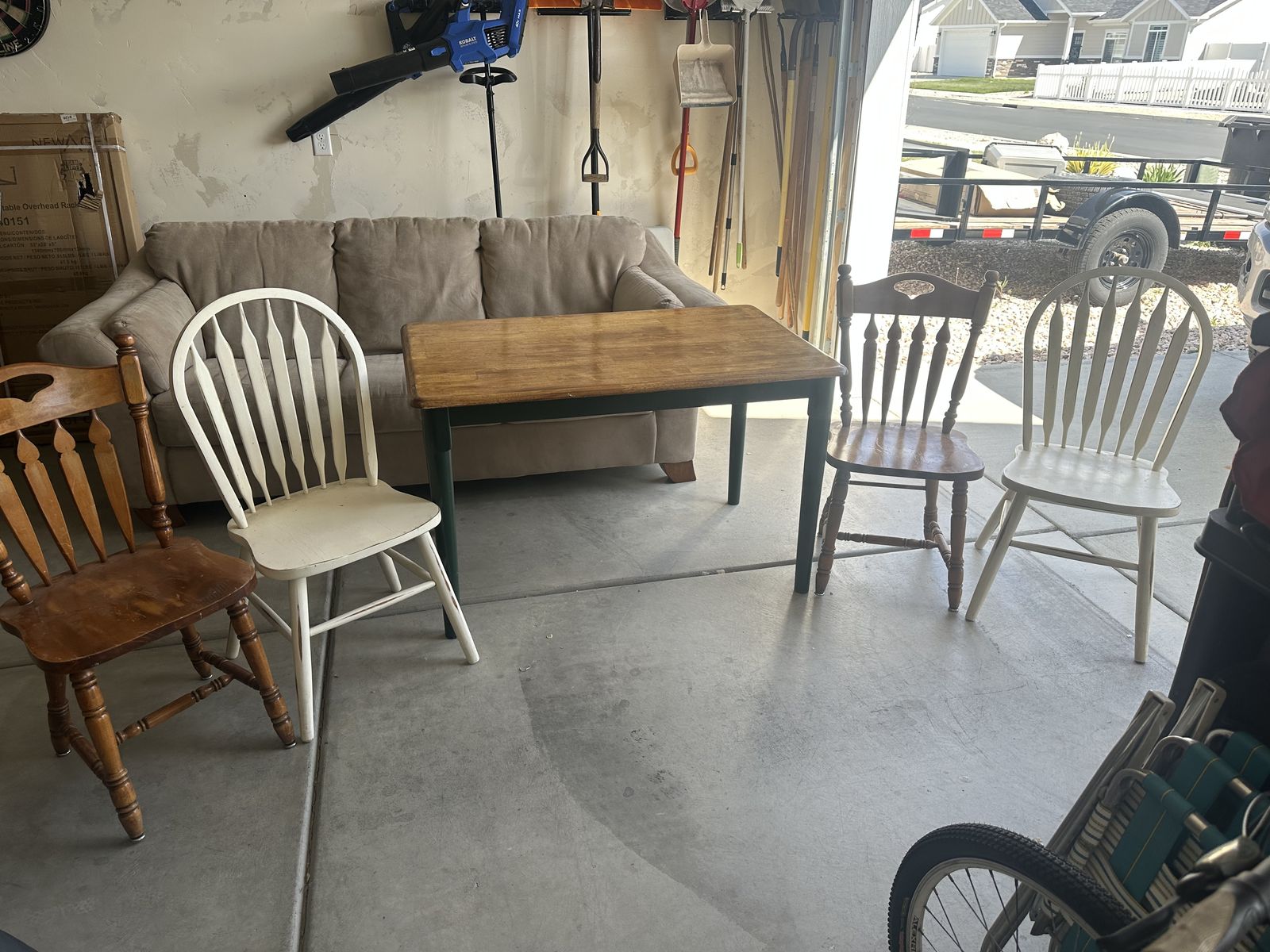 Kitchen Table With Chairs