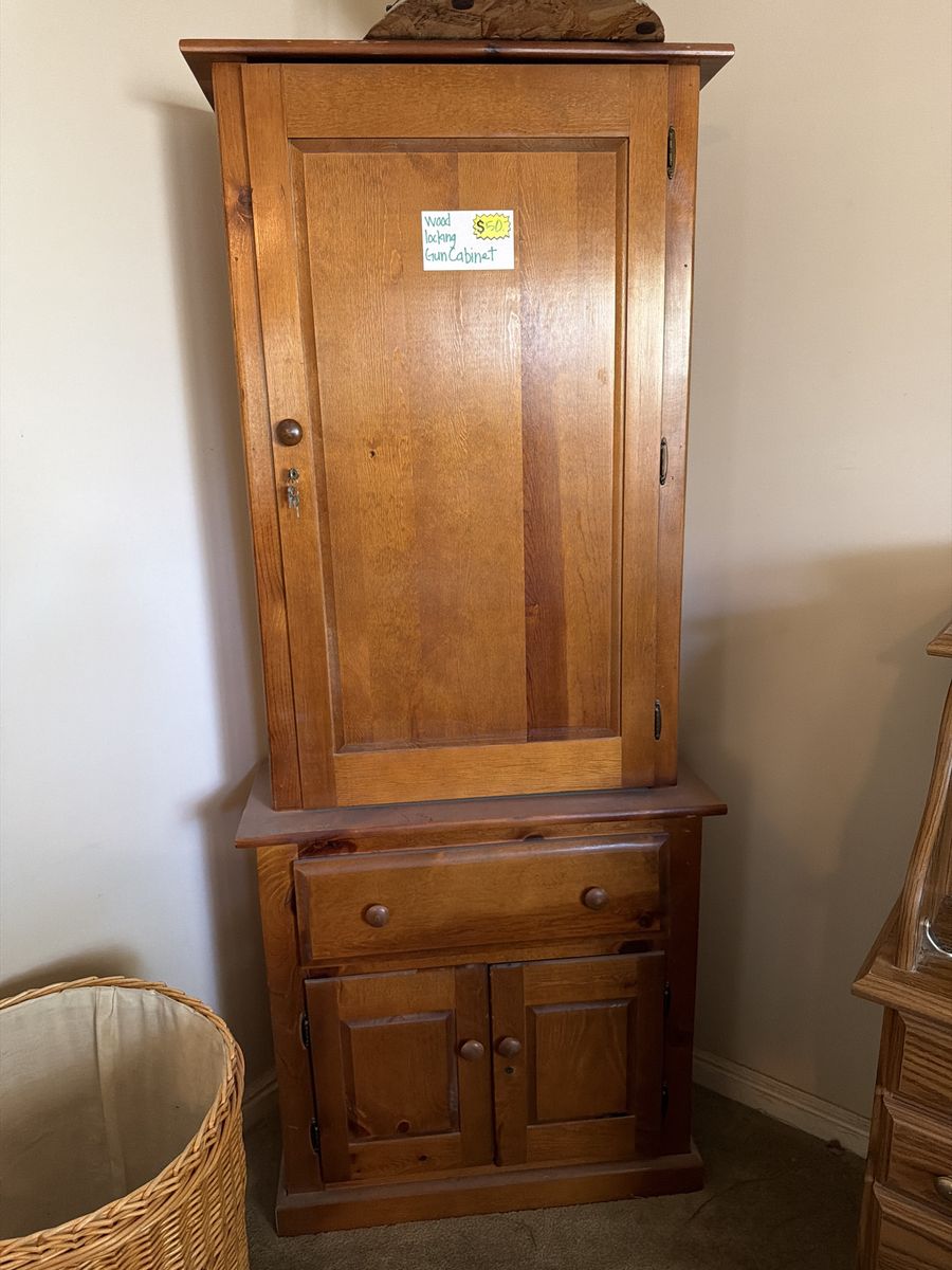Wood Locking Gun Cabinet with Drawer and Lower Storage