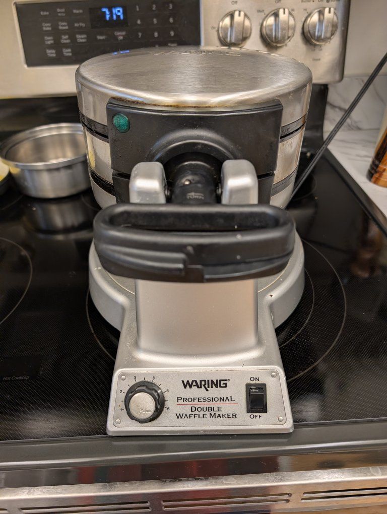 Waring Professional Double Belgian Waffle Maker