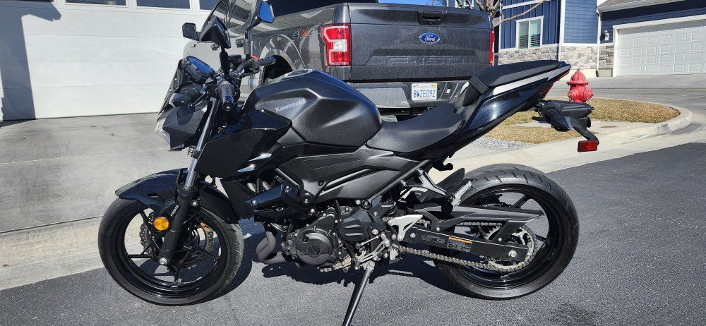 2023 KAWASAKI  Z 400