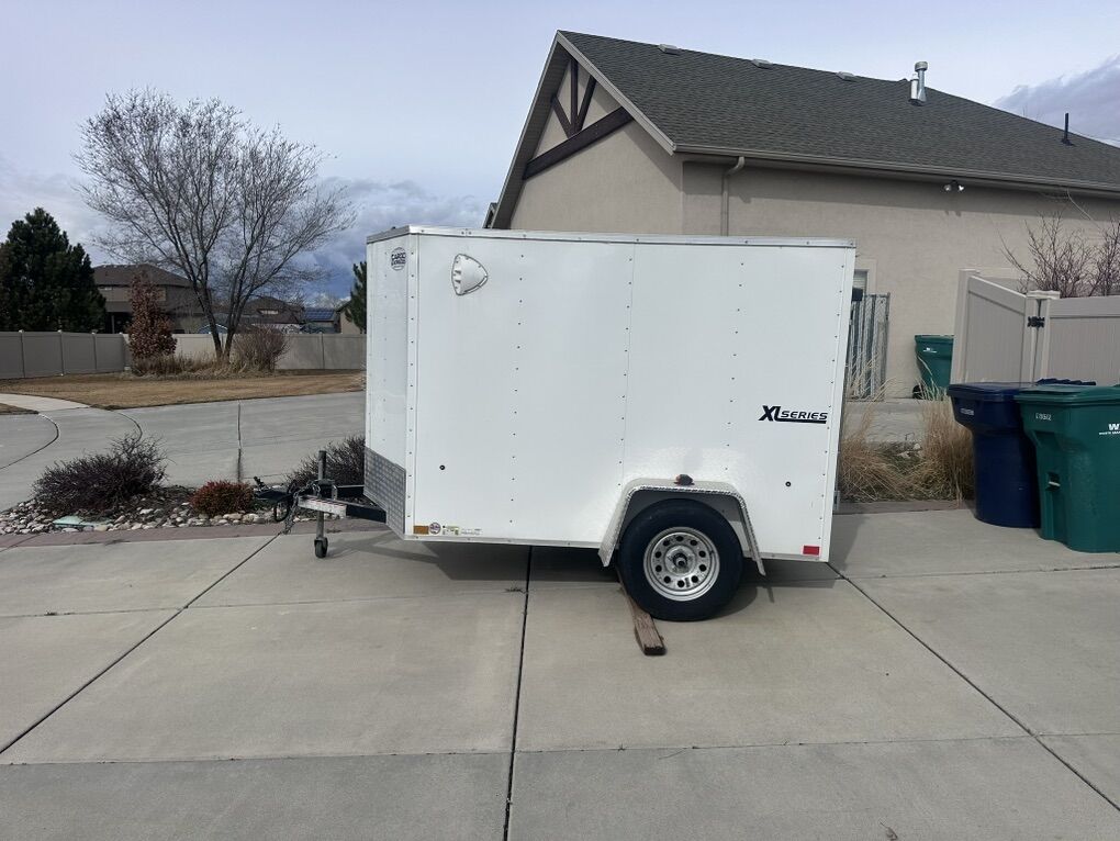 5x8 Enclosed Trailer