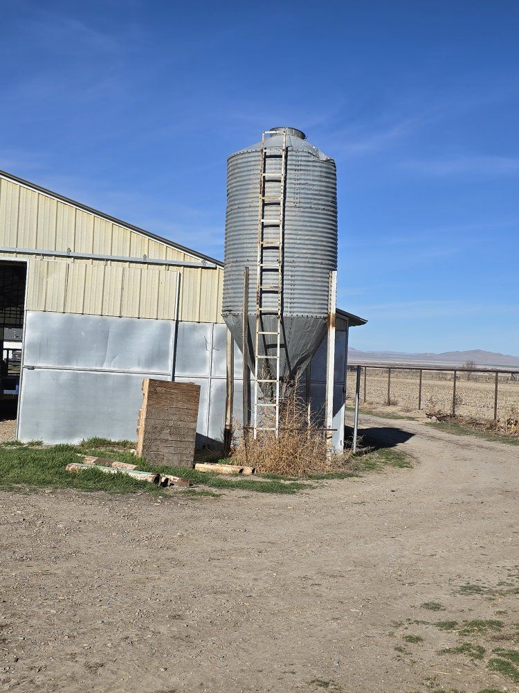 feed silo