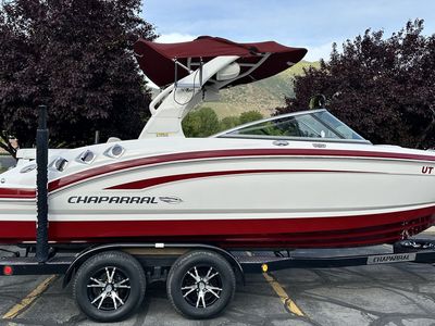 2013 Chaparral 226 SSi Boat