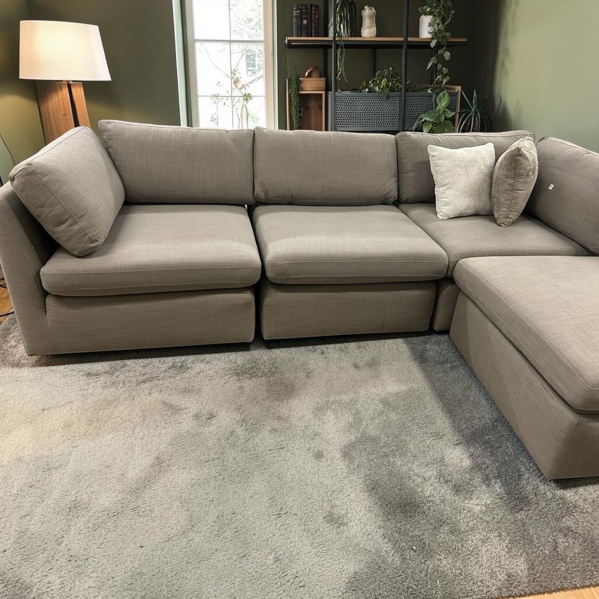 Can deliver Like new Sam’s modular sectional