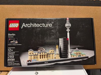 LEGO ARCHITECTURE: Berlin (21027)
