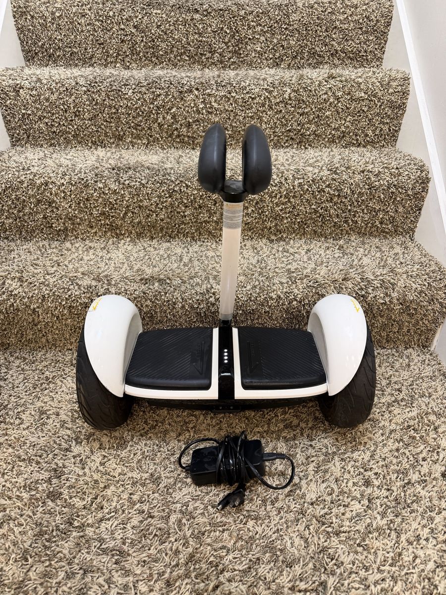 Segway Ninebot S Smart Self-Balancing Electric Transporter Hoverboard White with Charger