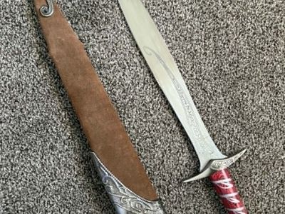 Title: Sting Replica Sword – Lord of the Rings Style w/ Scabbard