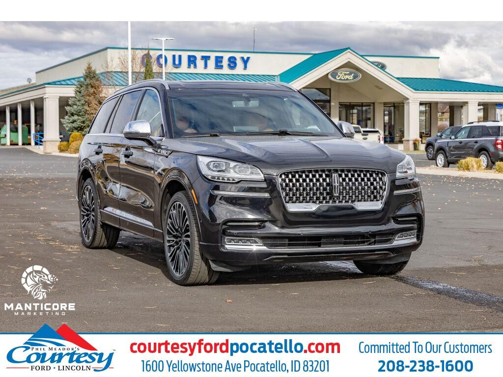 2022 Lincoln Aviator Black Label