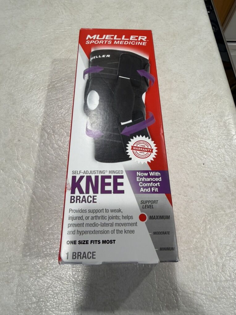 Mueller Sports Medicine Knee Brace