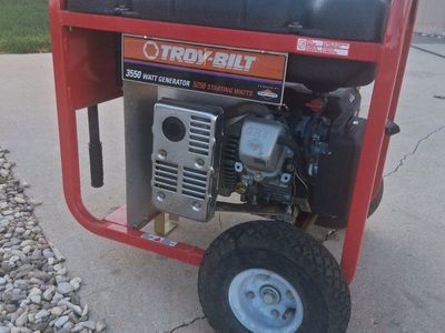 Troy-Bilt 3550 Watt Generator with Briggs & Stratton 6.75 HP OHV Engine