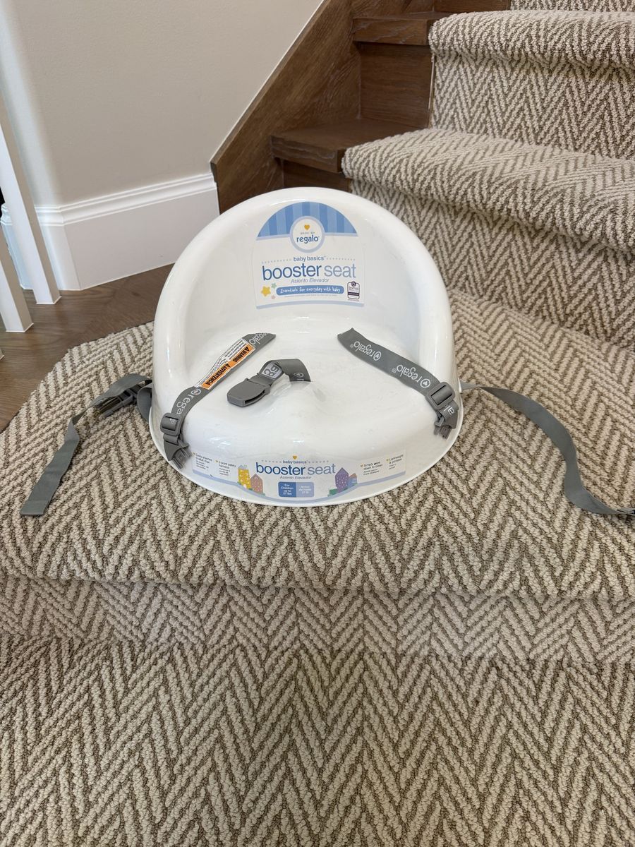 Regalo Baby Basics White Booster Seat with Straps