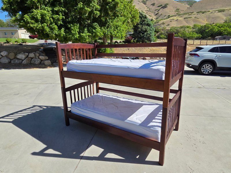 Wood Twin Bunk Beds/Daybeds Clean Matresses Full Protection